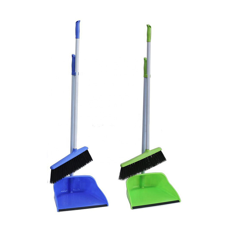 BROOM & DUSTPAN SET