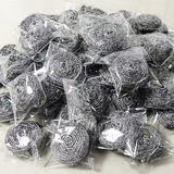 STAINLESS STEEL SCOURER